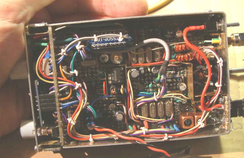 QRP micro transceiver by DK7IH - 20 meters 2 Watts SSB ins SMDT/SMD technology - inside view