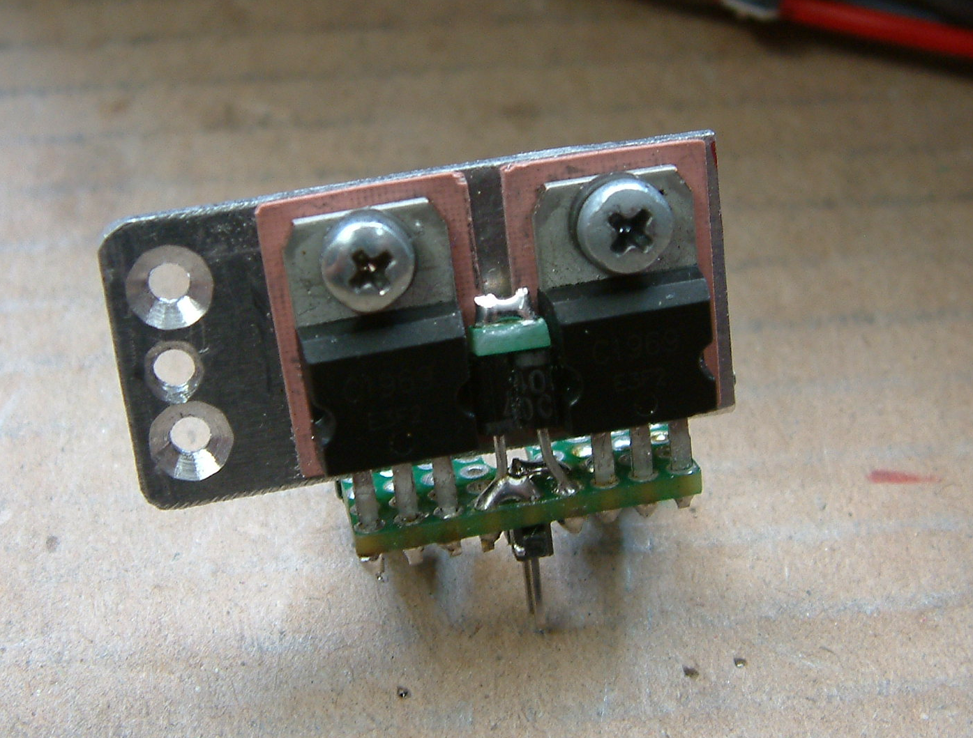 DK7IH Multiband QRP Transceiver for 5 Bands 2020 - Power transistors (2SC1969) on separate veroboard