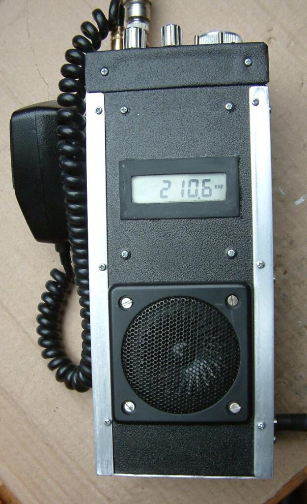 A mid-power portable/handheld SSB transceiver for 14MHz – DK7IH QRP  Engineering