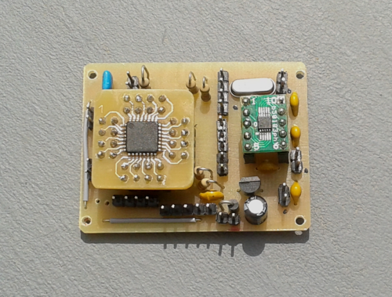 A universal VFO with an Si5351 clock generator DK7IH Radio